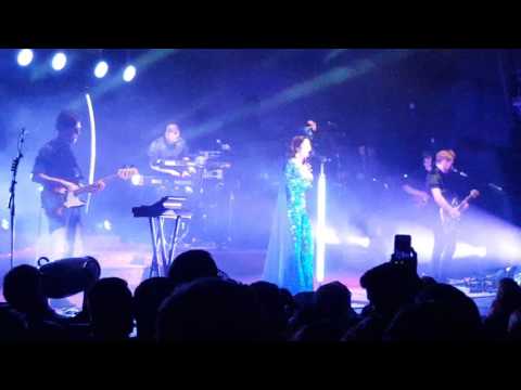 Marina and the Diamonds I'm A Ruin (clip) 6/12/2015 London Palladium