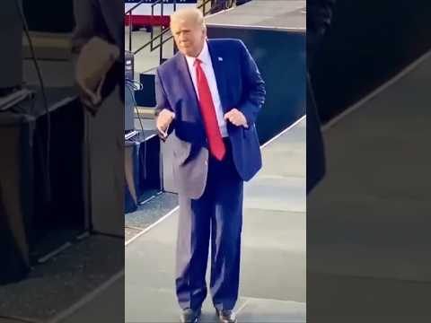 #donaldtrump dancing 🤣🤣