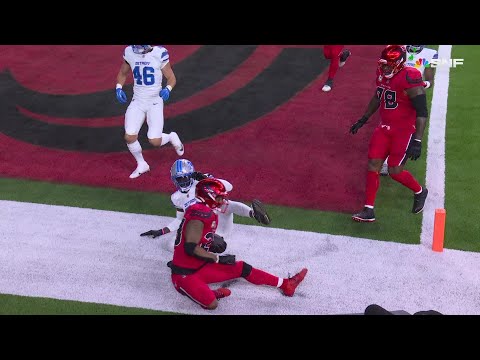 Joe Mixon BRINGS THE BOOM into the endzone!