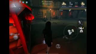 Tomie with shaky hands from freezing temperatures gameplay