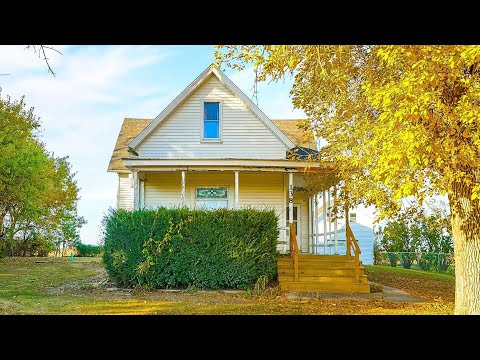 Farmhouse For Sale | 4 BD 1 BA | 138 State Route 116 St, Benson, IL 61516