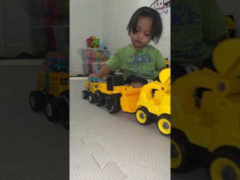 Yellow #automobile #rccar #diecast #carshorts #shortvideo #babyshorts #babycars #babytoys #playing