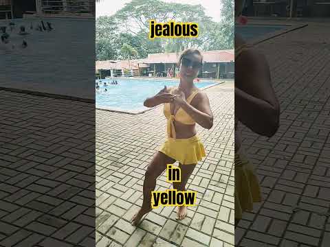 selos in yellow