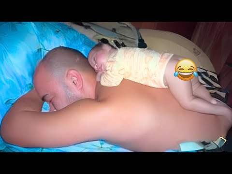 Must-See: Funniest Baby And Daddy Moments - Funny Baby Videos