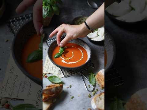 Roasted Pepper and Tomato Soup!#dinner