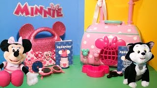 MINNIE MOUSE   Comparison of Minnie and Figaro Travel Cases Toys Video