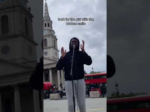 Victor Ray - She Will Be Loved (Maroon 5 Busking Cover) #shorts #victorray #maroon5