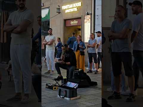 Street guitarist captivates crowd, part II. Land of Frédéric Chopin 🎵 #guitarist #krakow #poland #🇵🇱