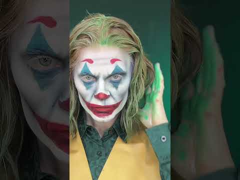 The Joker by Joaquin Phoenix Cosplay Tutorial