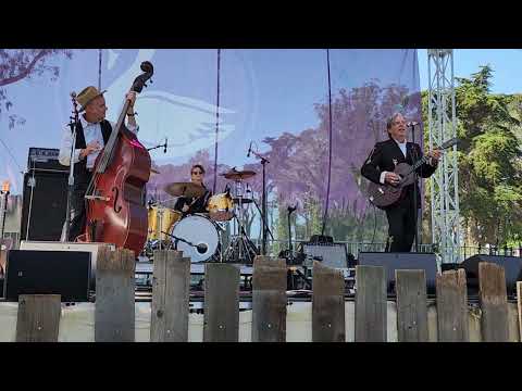 John Doe Folk Trio - Travelin' So Hard 10-1-23