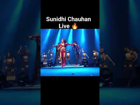 Sunidhi Chauhan Live Ek Main Aur ek Tu Hai #sunidhichauhan #mumbai #concerts #svp #dome #iamhome