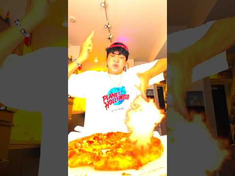 Japanese pizza is better than Italian? #Shorts #Japan #Mukbang #TasteTest