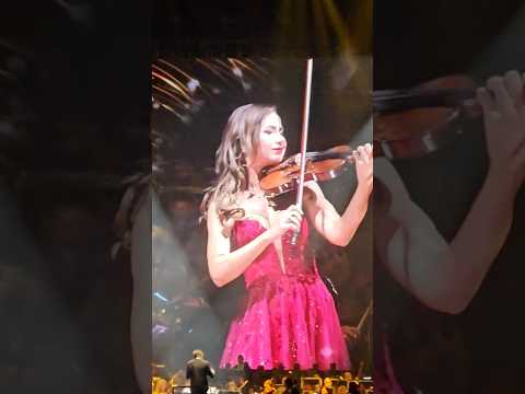 Violinist's Captivating Performance at Andrea Bocelli’s 30th Anniversary Celebration 💃🎻🎶#bocelli