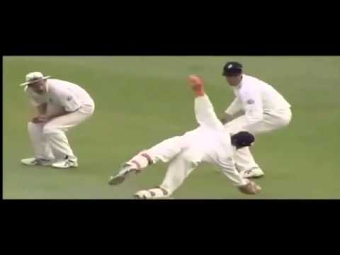 Incredible Double team catch for the first time in cricket history | dropped it caught it