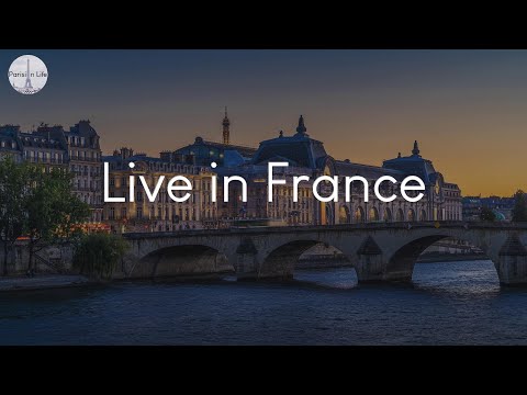 Live in France - songs to vibe to in front of Eiffel towel