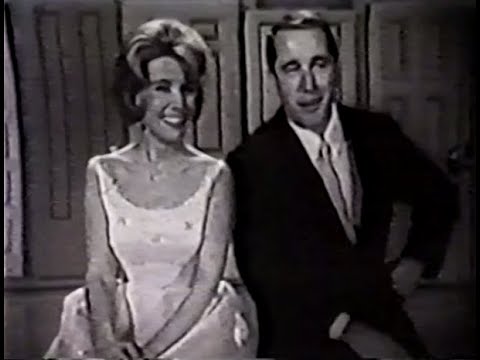 Perry Como & Gloria DeHaven Live - You're Following Me (trying to lip-sync)