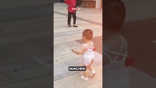 "Adorable Toddler's First Walk on the Street – Cutest Little Steps 🤗 #vialshorts #trendingshorts