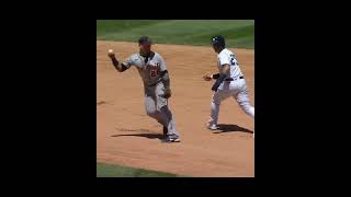 Javier Báez was not paying attention.. Tigers Defense Has Been Brutal #Baseball