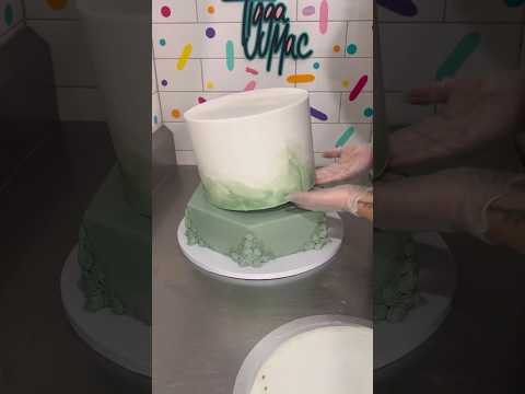 PART 3: Making my best friend’s wedding cake!