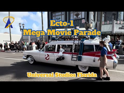 The Ecto-1 Debuts in Universal Orlando’s Mega Movie Parade