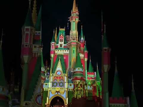 Celebrate #Christmas at the #MagicKingdom