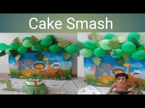 Jungle theme cake smash