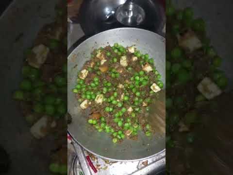 pea fried in oil and spices #food #streetfood #cooking #foodie #recipe #shorts #@Sushilvlogs24