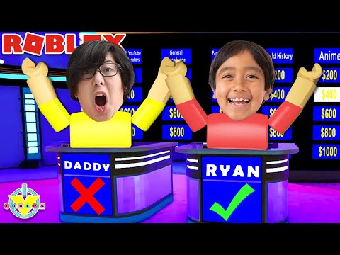 Whos the SMARTEST in Roblox Trivia?! Ryan VS Dad!!