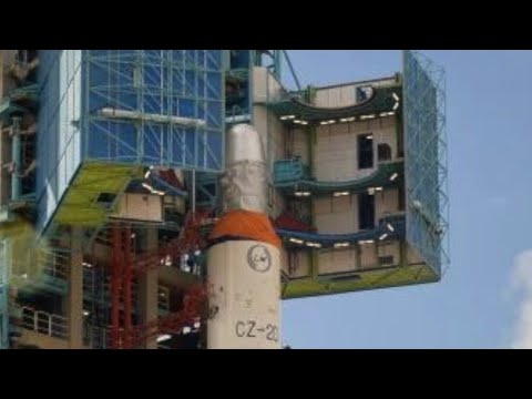 Long March-2D launches Shijian-19