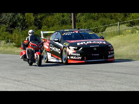 Honda Goldwing GL 1800 vs V8 Supercars at Old SPA