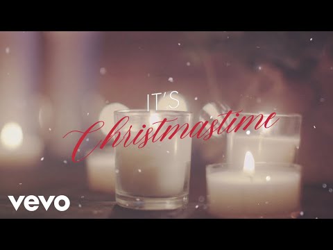 Evvie McKinney - It's Christmastime (Lyric Video)