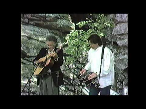 Peter Rowan & Jerry Douglas – “Jimmy Brown the Newsboy” (Horse Pens 40, 1997)