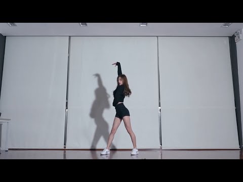 冯若航练习室翻跳 BLACKPINK - 'Bitch Better Have My Money' (Rihanna) Dance Practice By RUOHANG FENG