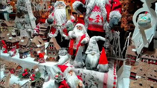 Christmas decorations at European Christmas markets/ Christmas Souvenirs