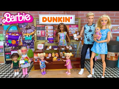 Barbie & Ken Doll Family Halloween Morning Routine - Dunkin Donuts Munchkins Bucket