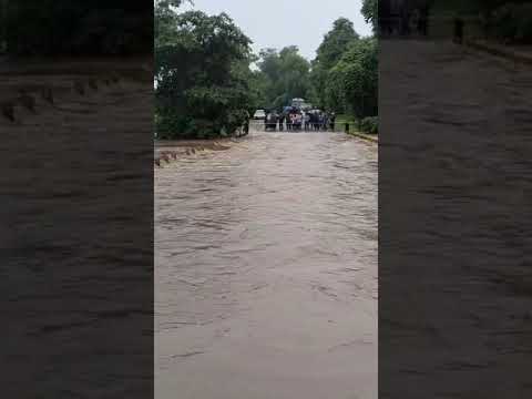 heavy rain 🌧️ kya halat hai dekho bhai