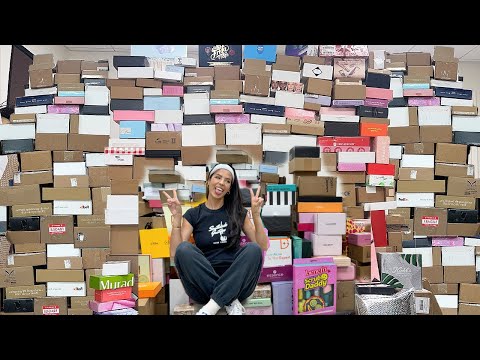 the WORLDS BIGGEST PR UNBOXING.... this is crazy