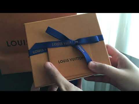 Unboxing of Louis Vuitton Refill Roller Blue