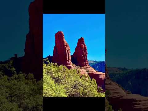 Sedona scenic views #shorts #sedona #travel #scenicviews #redrocks #daytrip #roadtrip #scenery #trip