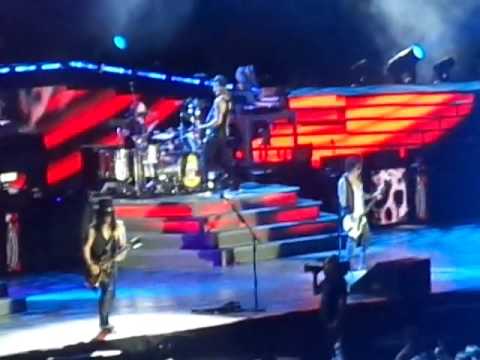 Sweet Child o mine Seattle Aug 12 2016