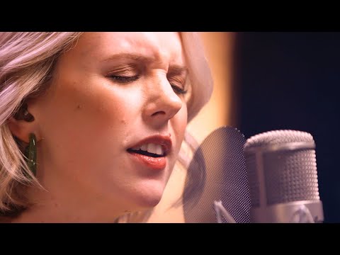 Every Little Thing She Does is Magic // The Police // POMPLAMOOSE