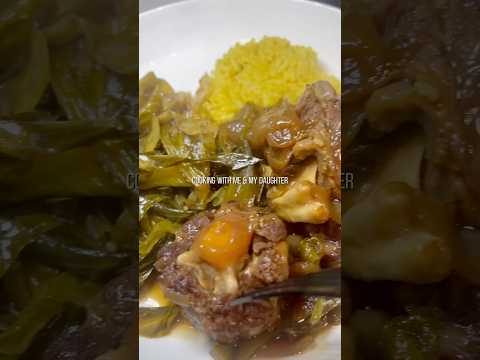 Cook with me and my daughter. Smothered oxtails Sauteed cabbage & Yellow rice #cookwithme