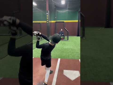 Batting practice #dbat #baseball #baseballlife #nevergiveup #offseason #fyp #battingpractice