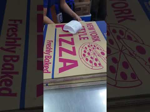 S&R NEW YORK STYLE PIZZA #shorts  #pizza  #cheesystuffcrustpizza  #S&R #pizzains&r #pizza #shorts