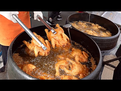 가마솥통닭 Fried in a large cauldron! Fried Whole Chicken Master at Street Market - Korean street food