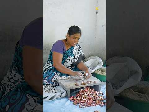 Chocolate Crackers Manufacturing Process#firecracker #diwalicelebration #sivakasionlinecrackers