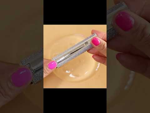 #asmr #pipingbagsslime #satisfying #oddlysatisfying #relaxingslime #lipstick #glitter