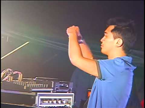 電気グルーヴ - ニセンヨンサマー'電気ビリビリ (LIVE 2004)