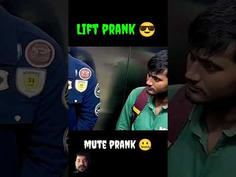 #funny #comedy #bollywood #bestliftprnk #youtubeshorts #viralvideo