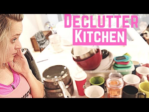 KITCHEN DECLUTTER | TUPPERWARE MESS NO MORE!! |JOURNEY TO MINIMALISM | FAMILY OF 6